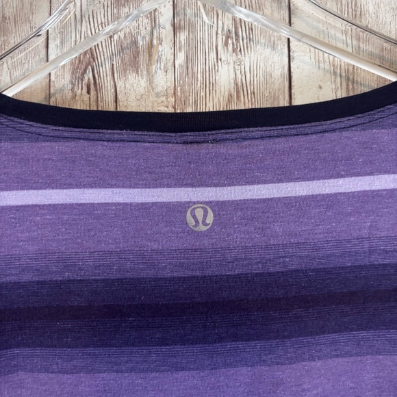Lululemon Every Yogi Striped Reversible Long-Sleeve Tee - Picture 7 of 8